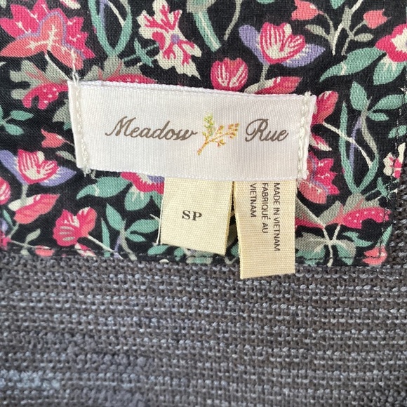 Gray Anthro Meadow Rue Greylace Popover Blouse, Size SP - Picture 3 of 10